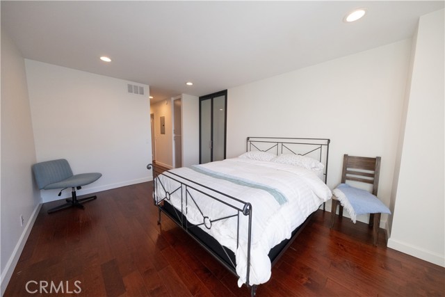 Detail Gallery Image 20 of 28 For 10751 Wilshire Bld #1405,  Los Angeles,  CA 90024 - 1 Beds | 2 Baths