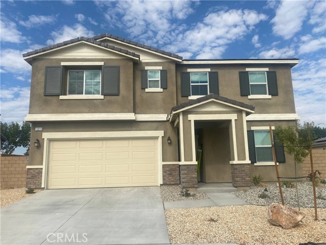 Detail Gallery Image 1 of 14 For 13014 Woodhill St, Victorville,  CA 92392 - 4 Beds | 3 Baths