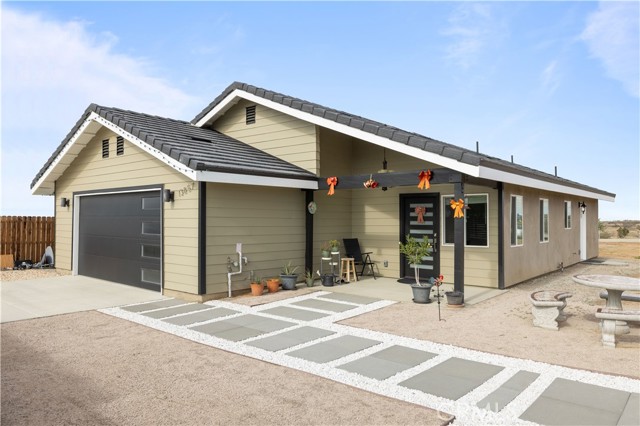 Detail Gallery Image 9 of 43 For 13857 E G Ave, Lancaster,  CA 93535 - 2 Beds | 2 Baths