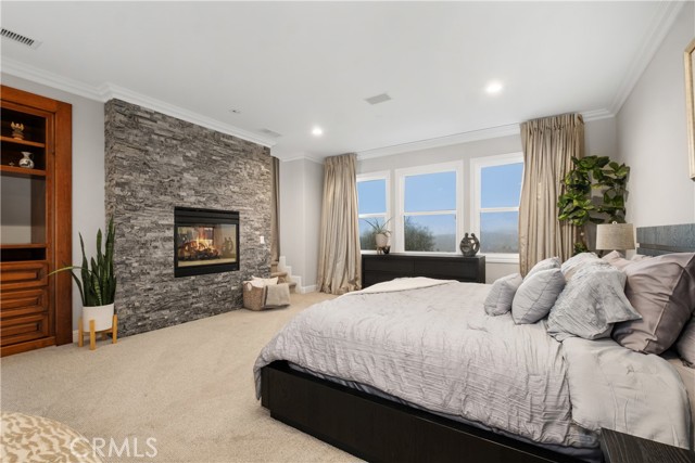 1 Running Brook Drive, Coto de Caza CA: https://media.crmls.org/medias/07d11447-eb2d-4632-969e-83c8990c6911.jpg