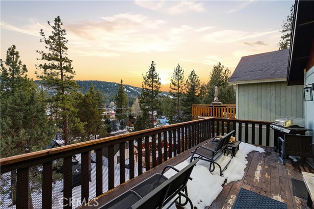 Detail Gallery Image 8 of 22 For 42677 Alta Vista Ave, Big Bear Lake,  CA 92315 - 2 Beds | 2 Baths