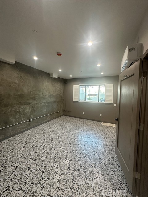 Detail Gallery Image 19 of 22 For 2211 1.2 Hyperion Ave #1/2,  Los Angeles,  CA 90027 - 0 Beds | 1 Baths