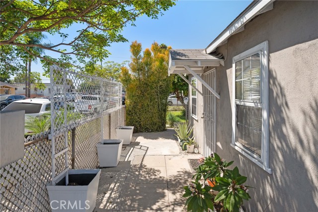 8029 Priscilla Street, Downey CA: https://media.crmls.org/medias/07d1824f-d9dd-4a36-a8c2-ef67b2134a04.jpg