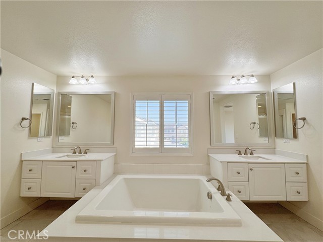 Detail Gallery Image 25 of 42 For 12827 Meridian St, Corona,  CA 92880 - 4 Beds | 3 Baths