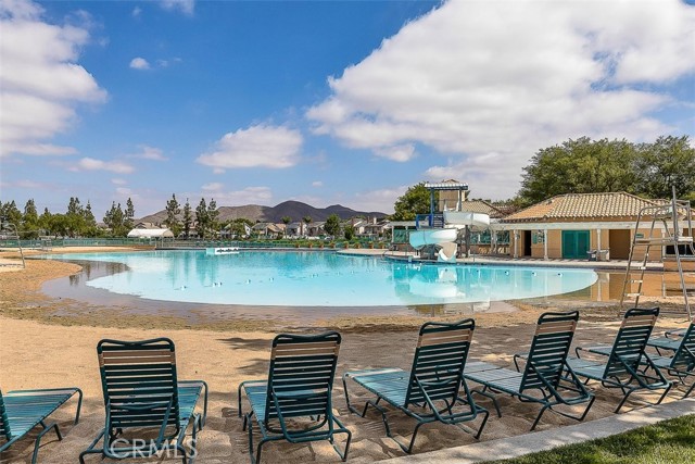 28705 Bridge Water Lane, Menifee CA: https://media.crmls.org/medias/07d22cb0-7a04-40de-9509-ec1c118a130a.jpg