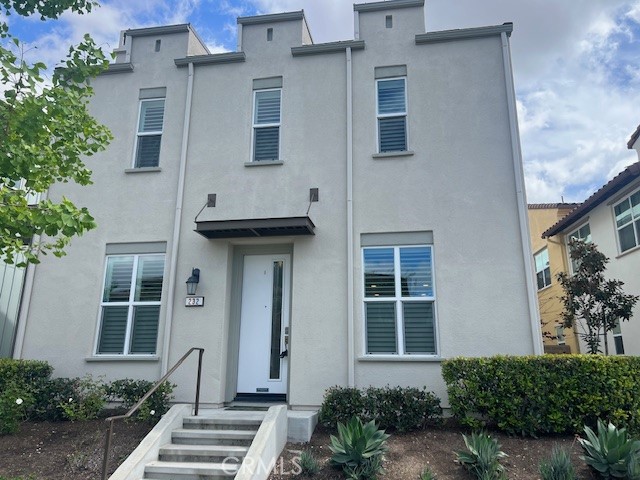 Detail Gallery Image 2 of 43 For 232 Cultivate, Irvine,  CA 92618 - 3 Beds | 3/1 Baths