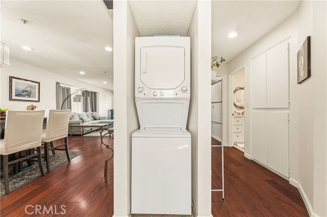 Detail Gallery Image 9 of 35 For 598 S 2nd #D,  Alhambra,  CA 91801 - 2 Beds | 2 Baths