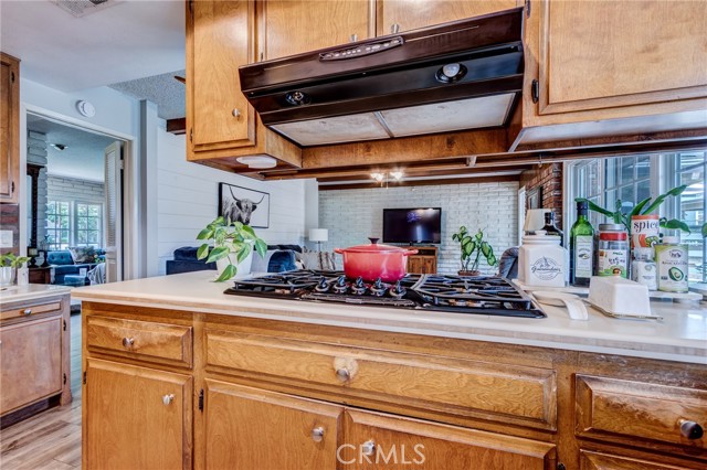 5802 Lakehaven Way, Yorba Linda CA: https://media.crmls.org/medias/07d37246-8e02-4c34-a2be-5ba93ef1a15d.jpg