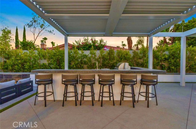 Image 38 of 75 For 2100 Sahara Road