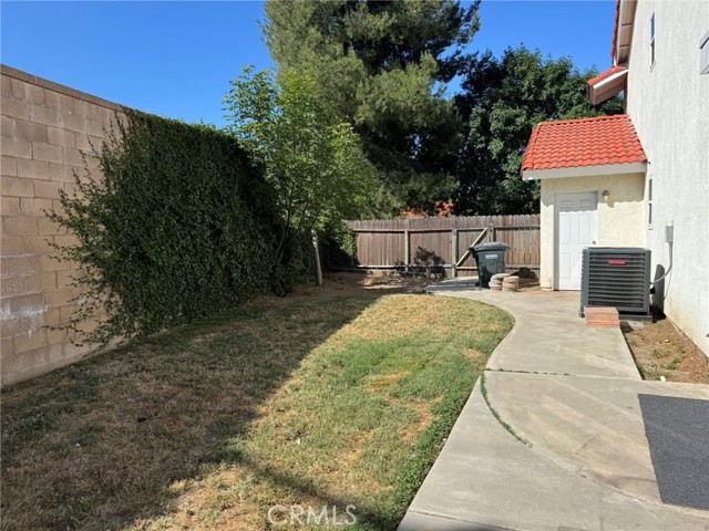 Detail Gallery Image 24 of 28 For 45712 Classic Way, Temecula,  CA 92592 - 4 Beds | 3 Baths