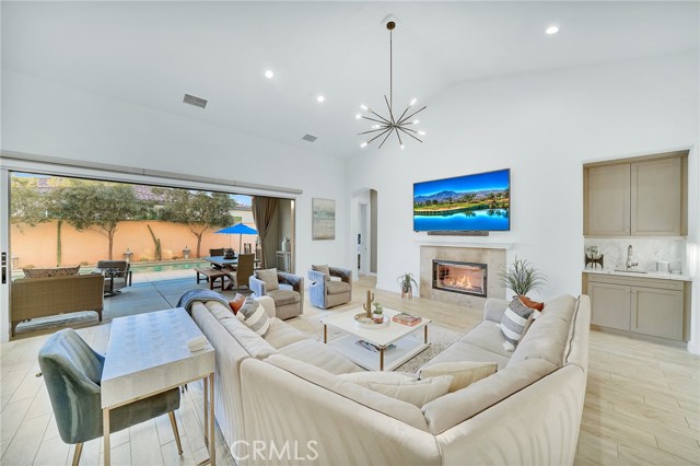 Image 8 of 33 For 55121 Summer Lynn Court