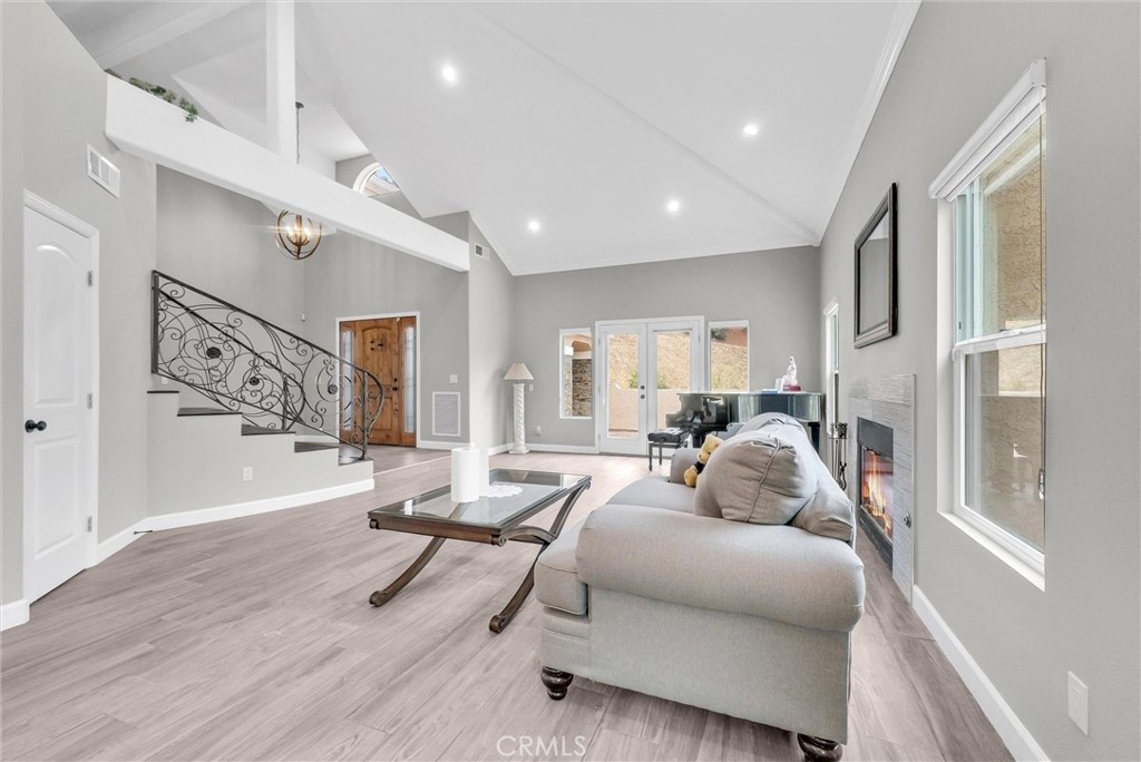 MLS #WS25229211 image #7