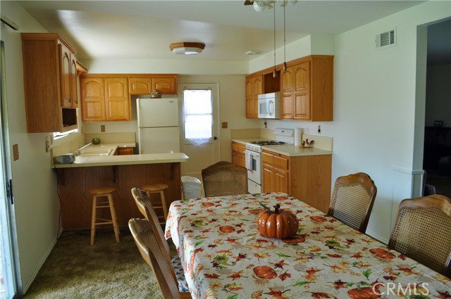 Detail Gallery Image 6 of 21 For 5039 Tyler, Chino,  CA 91710 - 3 Beds | 2 Baths