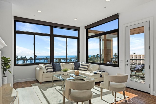 Detail Gallery Image 1 of 1 For 110 the Vlg #503, Redondo Beach,  CA 90277 - 2 Beds | 2 Baths