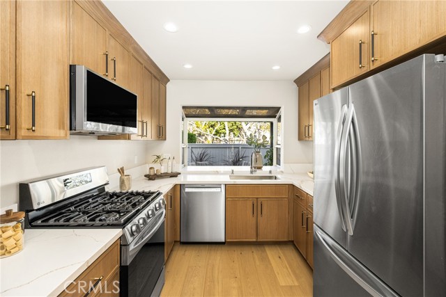 Detail Gallery Image 25 of 60 For 11 Thunder Trl #6,  Irvine,  CA 92614 - 4 Beds | 2/1 Baths