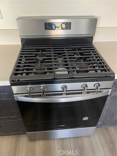 Detail Gallery Image 14 of 47 For 30360 Laviste Ct, Murrieta,  CA 92563 - 5 Beds | 3/1 Baths