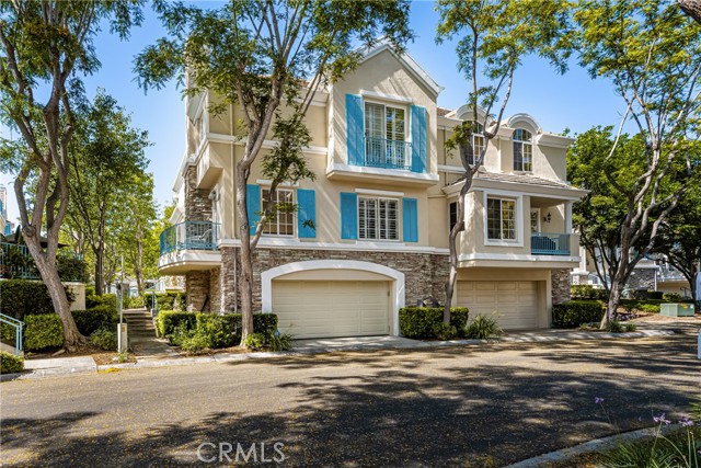 81 Chandon, Newport Coast CA: https://media.crmls.org/medias/07d74c7b-2459-4ef6-a516-337b1d5bb859.jpg