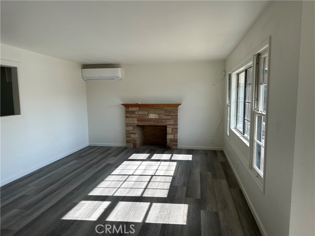 Detail Gallery Image 5 of 11 For 409 S Harvard St, Hemet,  CA 92543 - 3 Beds | 1/1 Baths