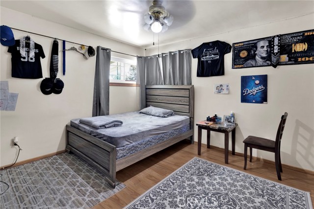 Detail Gallery Image 17 of 69 For 9037 5th Ave, Hesperia,  CA 92345 - 5 Beds | 4 Baths