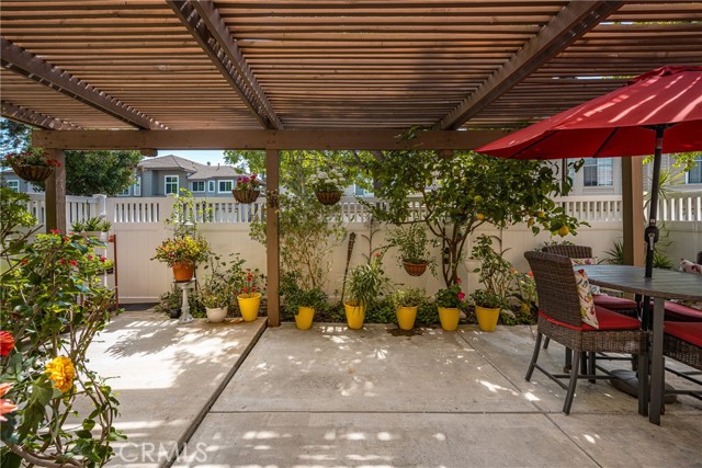 Detail Gallery Image 19 of 40 For 24394 Larchmont Ct, Laguna Hills,  CA 92653 - 2 Beds | 2/1 Baths