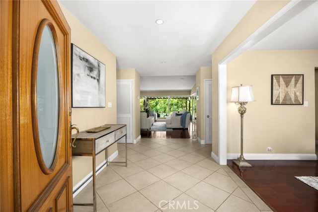 1439 Wembley Road photo 2