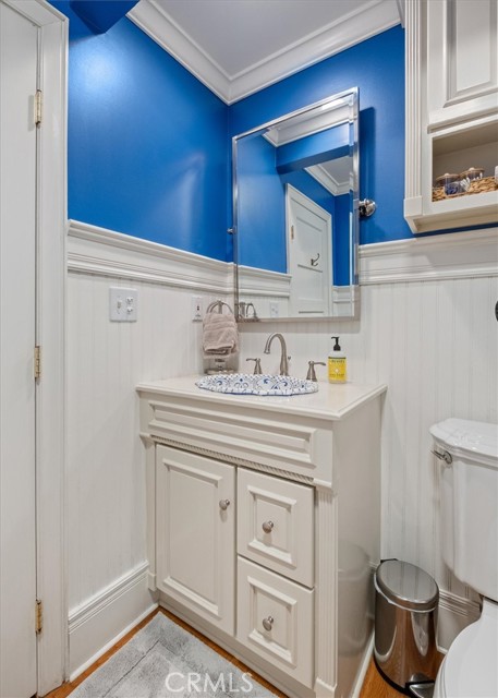 Detail Gallery Image 18 of 48 For 4040 Murietta Ave, Sherman Oaks,  CA 91423 - 3 Beds | 3 Baths