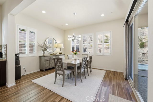 Detail Gallery Image 15 of 46 For 4977 Hydepark, Agoura Hills,  CA 91301 - 4 Beds | 2/1 Baths