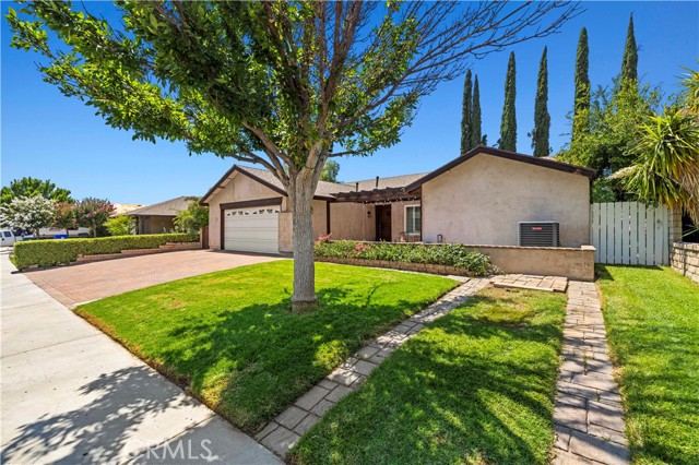 26927 Cuatro Milpas Street, Valencia CA: https://media.crmls.org/medias/07d97831-7639-453b-b6b4-5cfff69c16a3.jpg