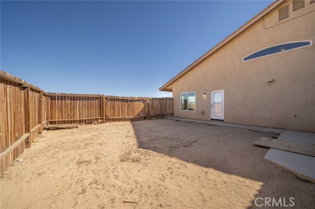 Detail Gallery Image 33 of 62 For 13325 Smith Rd, Phelan,  CA 92371 - 4 Beds | 2/1 Baths