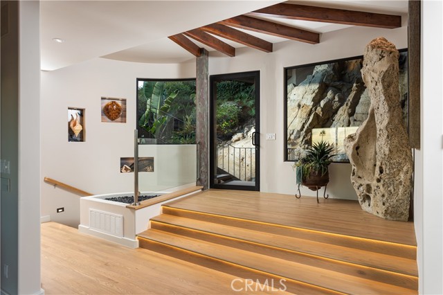 Detail Gallery Image 5 of 42 For 2901 Ocean Bld, Corona Del Mar,  CA 92625 - 4 Beds | 4/3 Baths