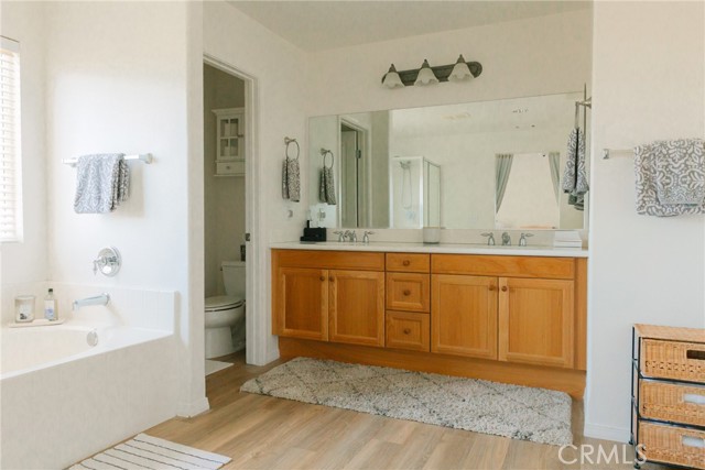 2304 Latigo Court, Paso Robles CA: https://media.crmls.org/medias/07db6fe0-af85-429b-aa19-800a431f282b.jpg