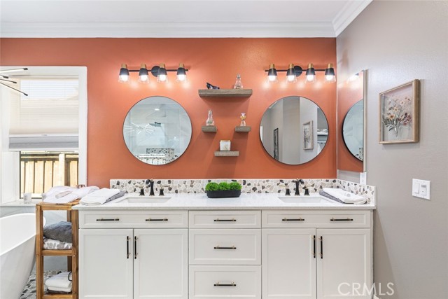 Detail Gallery Image 33 of 72 For 29316 Fenway, Lake Elsinore,  CA 92530 - 5 Beds | 4 Baths