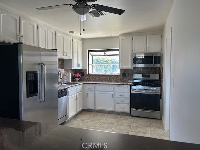 Detail Gallery Image 14 of 18 For 14742 San Jose St, –,  CA 91345 - 3 Beds | 2 Baths
