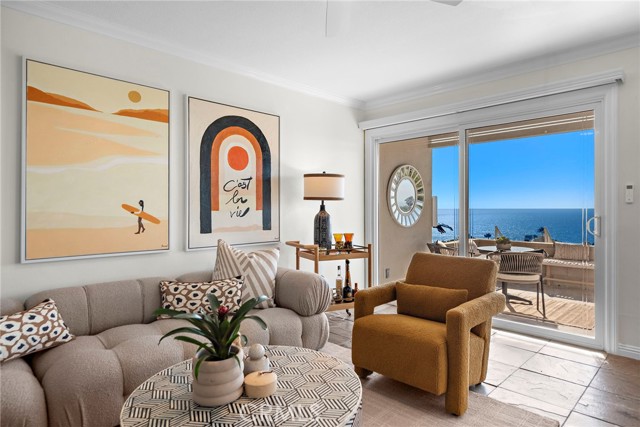 Detail Gallery Image 19 of 40 For 21692 Ocean Vista Dr #C,  Laguna Beach,  CA 92651 - 2 Beds | 1 Baths