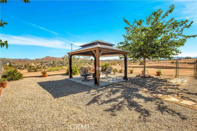 Detail Gallery Image 5 of 75 For 57920 Buena Vista Dr, Yucca Valley,  CA 92284 - 3 Beds | 2 Baths