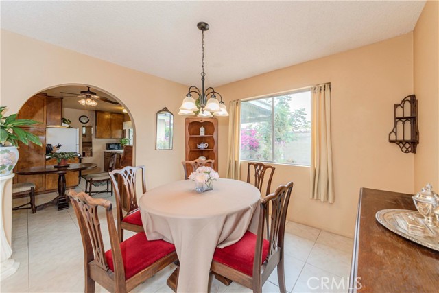 Detail Gallery Image 14 of 54 For 1511 W Hill Ave, Fullerton,  CA 92833 - 3 Beds | 3 Baths