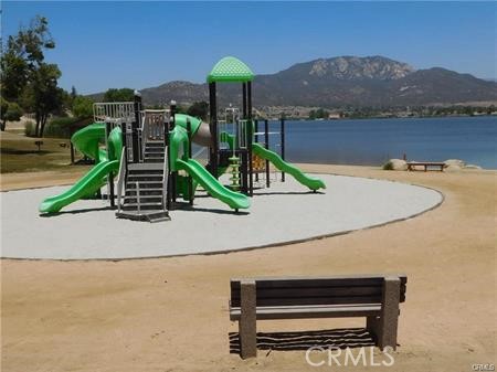 https://media.crmls.org/medias/07dde20e-0106-43ed-8afe-81c9b6d3fc97.jpg?preset=X-Large