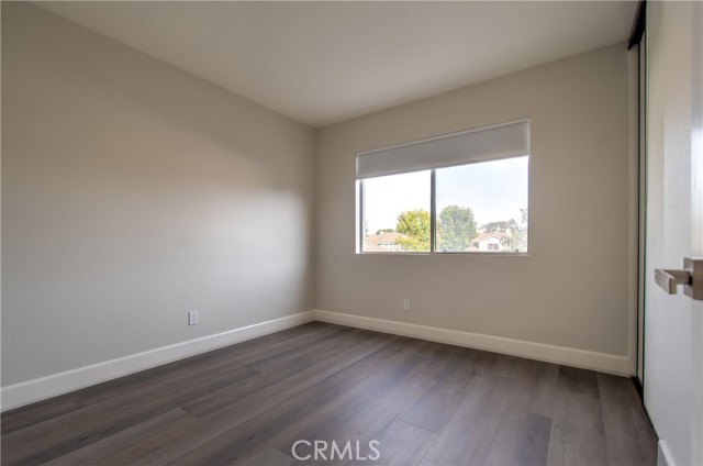 60 Greenmoor, Irvine CA: https://media.crmls.org/medias/07de2bd1-a86c-428a-a077-ffa6b230fd35.jpg