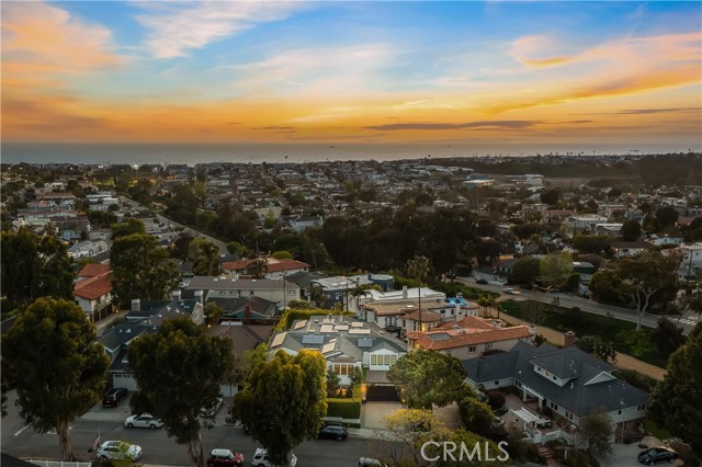 2311 Laurel Avenue, Manhattan Beach, California 90266, 6 Bedrooms Bedrooms, ,6 BathroomsBathrooms,Residential,Sold,Laurel,SB23073824