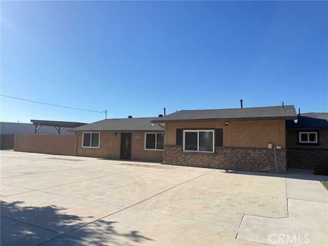 3488 Riverside Drive, Chino CA: https://media.crmls.org/medias/07df11f3-c80a-4331-be81-0ec75b6b997f.jpg