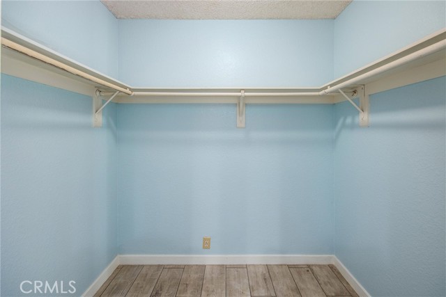 242 E Fern Ave, Redlands CA: https://media.crmls.org/medias/07df897a-ad4a-4cbe-ae2b-fddc5521cc2a.jpg