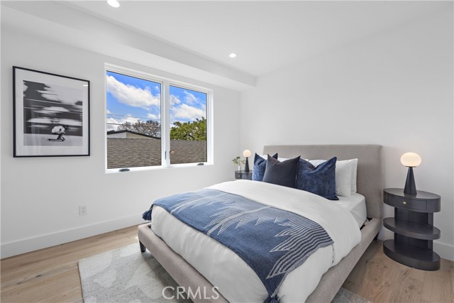 Detail Gallery Image 22 of 28 For 602 Iris Ave, Corona Del Mar,  CA 92625 - 3 Beds | 3/2 Baths