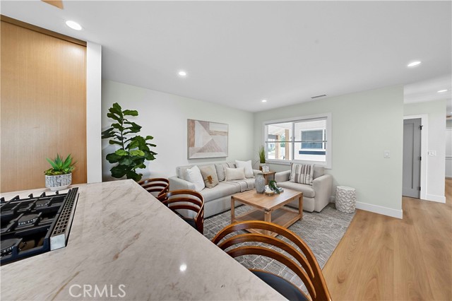 Detail Gallery Image 13 of 44 For 1701 Saybrook, Tustin,  CA 92780 - 3 Beds | 2 Baths