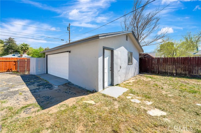 Detail Gallery Image 34 of 41 For 44516 Fern, Lancaster,  CA 93534 - 3 Beds | 2 Baths