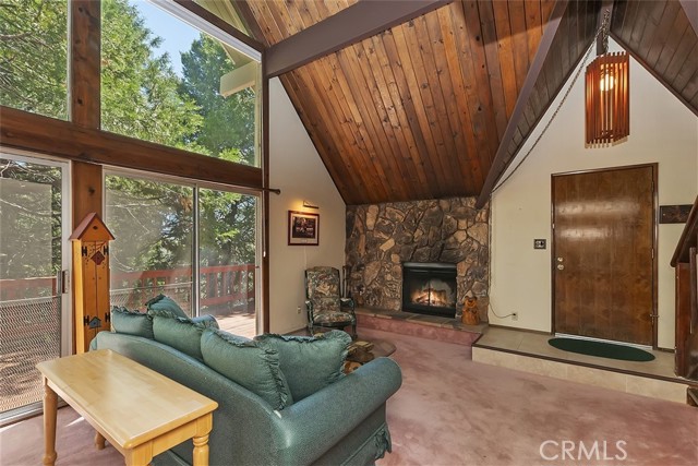 Detail Gallery Image 6 of 40 For 781 Nadelhorn Dr, Lake Arrowhead,  CA 92352 - 4 Beds | 2 Baths