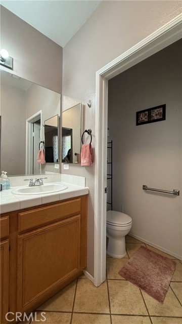 14347 Annadale Drive, Moreno Valley CA: https://media.crmls.org/medias/07e1709e-3d93-4801-8299-def3f0f80d6c.jpg
