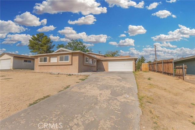 Detail Gallery Image 2 of 34 For 15814 Fresno St, Victorville,  CA 92395 - 4 Beds | 3 Baths