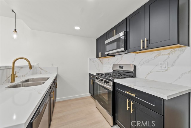 Detail Gallery Image 27 of 45 For 11010 Borden, Pacoima,  CA 91331 - 3 Beds | 2 Baths