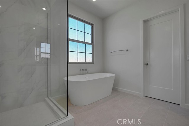 228 Birdseye, Irvine CA: https://media.crmls.org/medias/07e7025e-0df6-4edb-94b8-4334867e02f4.jpg