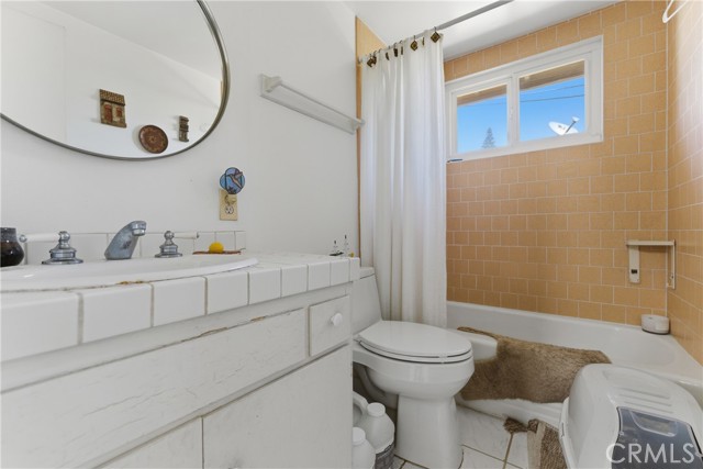 Detail Gallery Image 19 of 42 For 3030 Samoa, Costa Mesa,  CA 92626 - 4 Beds | 3 Baths